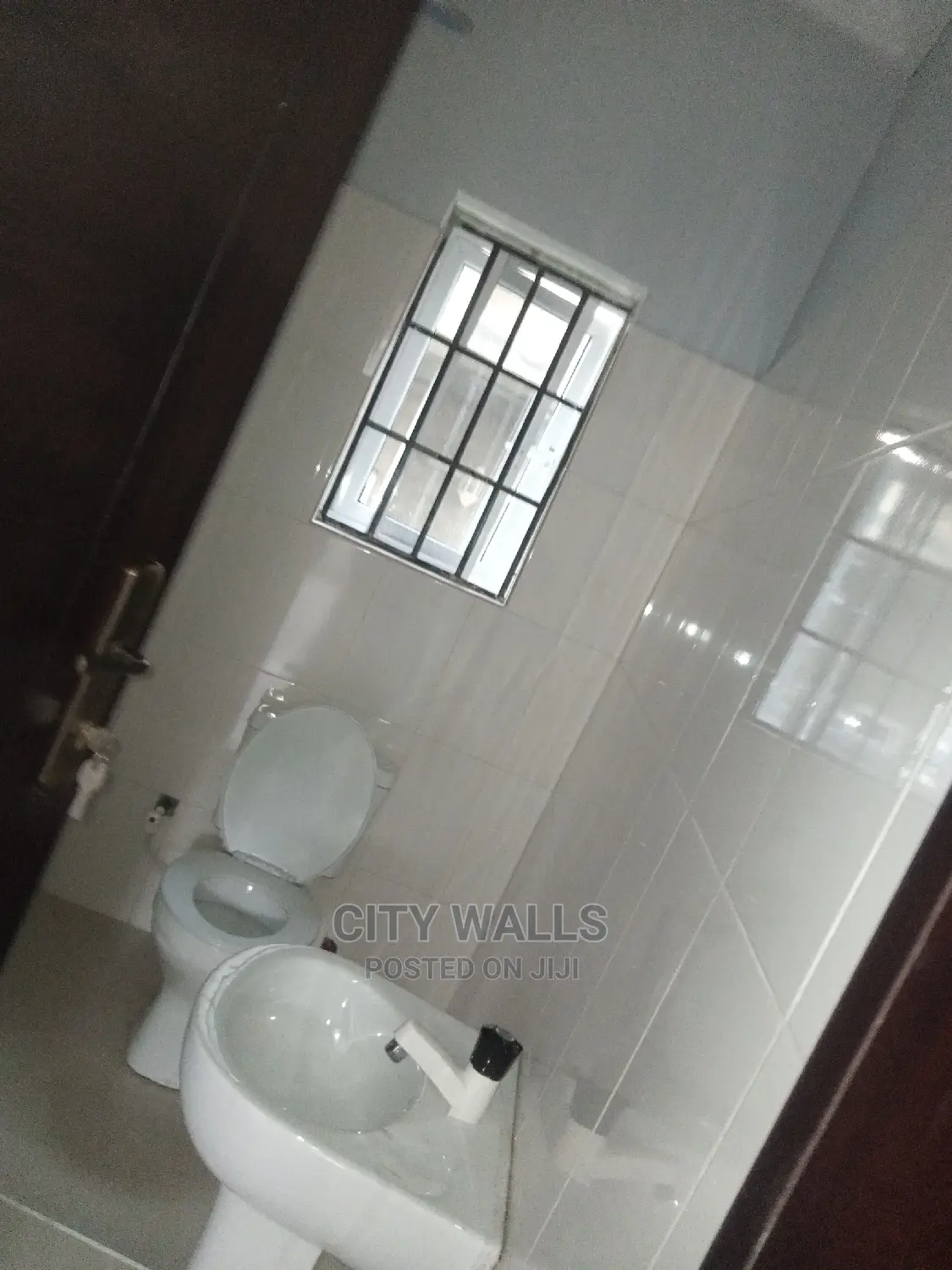 1bdrm Block of Flats in Badore for rent in Badore