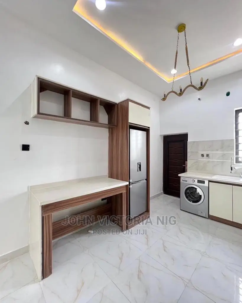 4bdrm Duplex in Lekki Ajah, Lagos Island / Lagos Island for sale in Lagos Island / Lagos Island