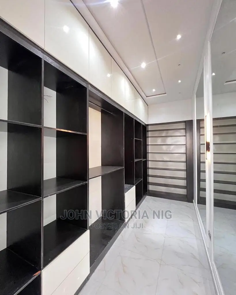 4bdrm Duplex in Lekki Ajah, Lagos Island / Lagos Island for sale in Lagos Island / Lagos Island