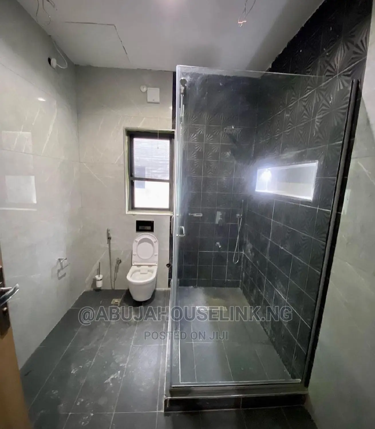 6bdrm Duplex in Katampe Extension for sale in Katampe Extension