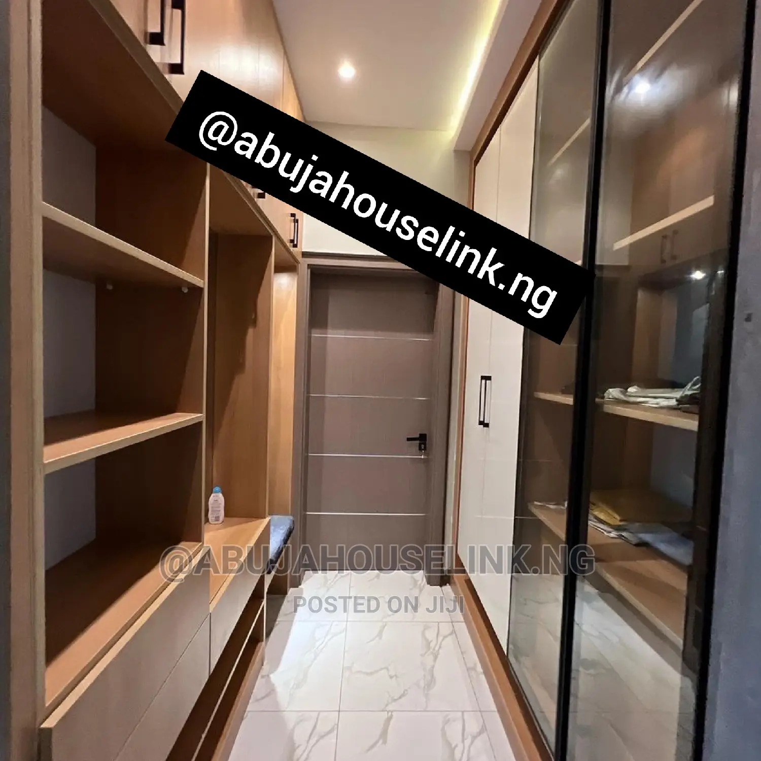 Furnished 5bdrm Duplex in Guzape Abuja for sale in Guzape District