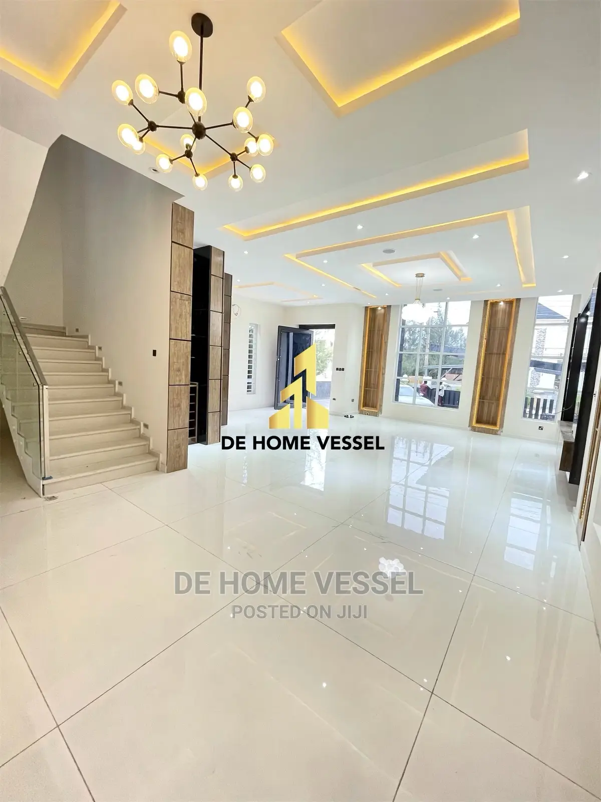 5bdrm Duplex in Ikota for Sale in Ikota