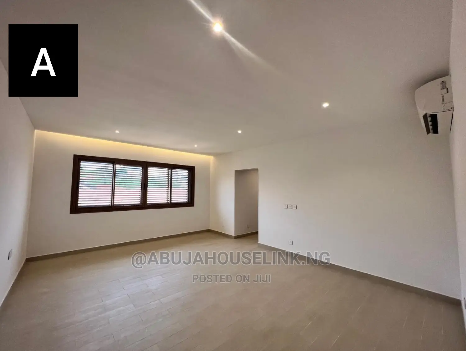 5bdrm Duplex in Asokoro Abuja for sale in Asokoro