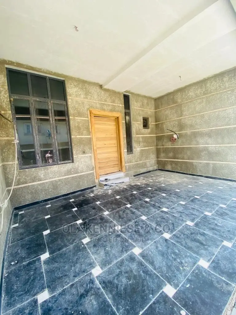 Furnished 5bdrm Duplex in Millennium Estate, Millenuim/UPS for sale in Millenuim/UPS