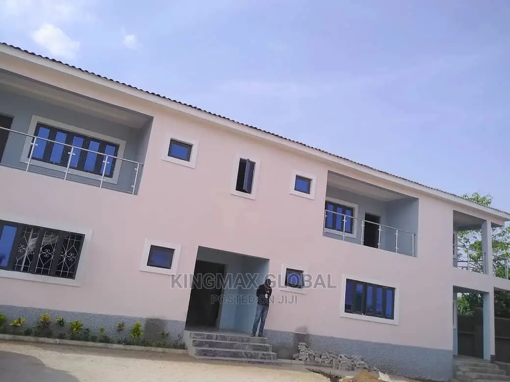 3bdrm Block of Flats in Jabi for sale in Jabi