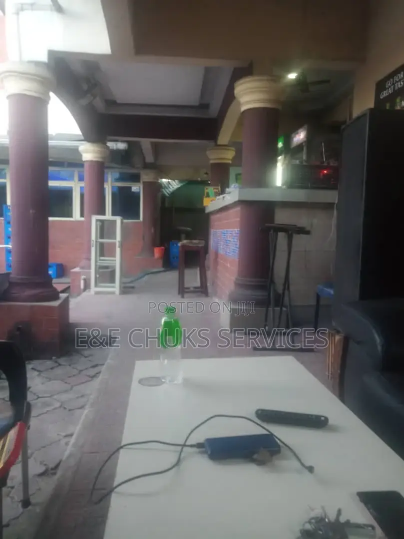 Stand Seven Rooms Hotel for Sale in Obio-Akpor