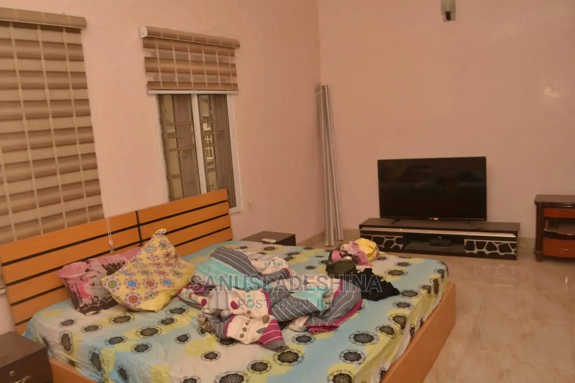 5bdrm Duplex in Efab Metropolitan, Gwarinpa for sale in Gwarinpa