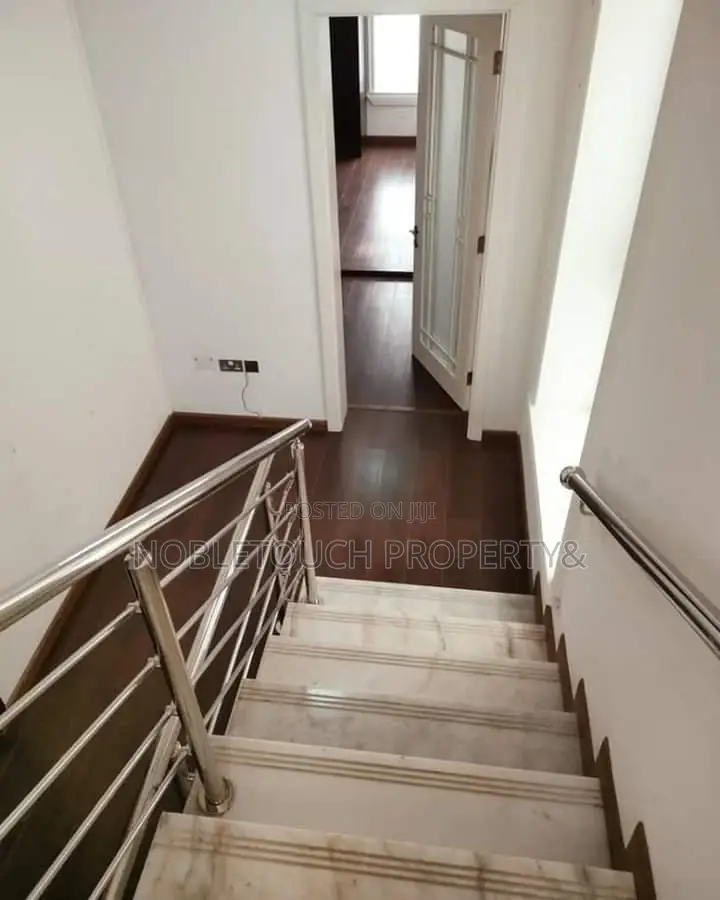 3bdrm Block of Flats in Ajao Estate Lagos for sale in Ajao Estate