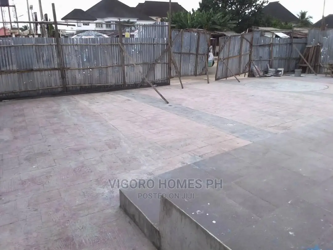 Ultra Modern Space/Church/Warehouse With Offices in Port-Harcourt