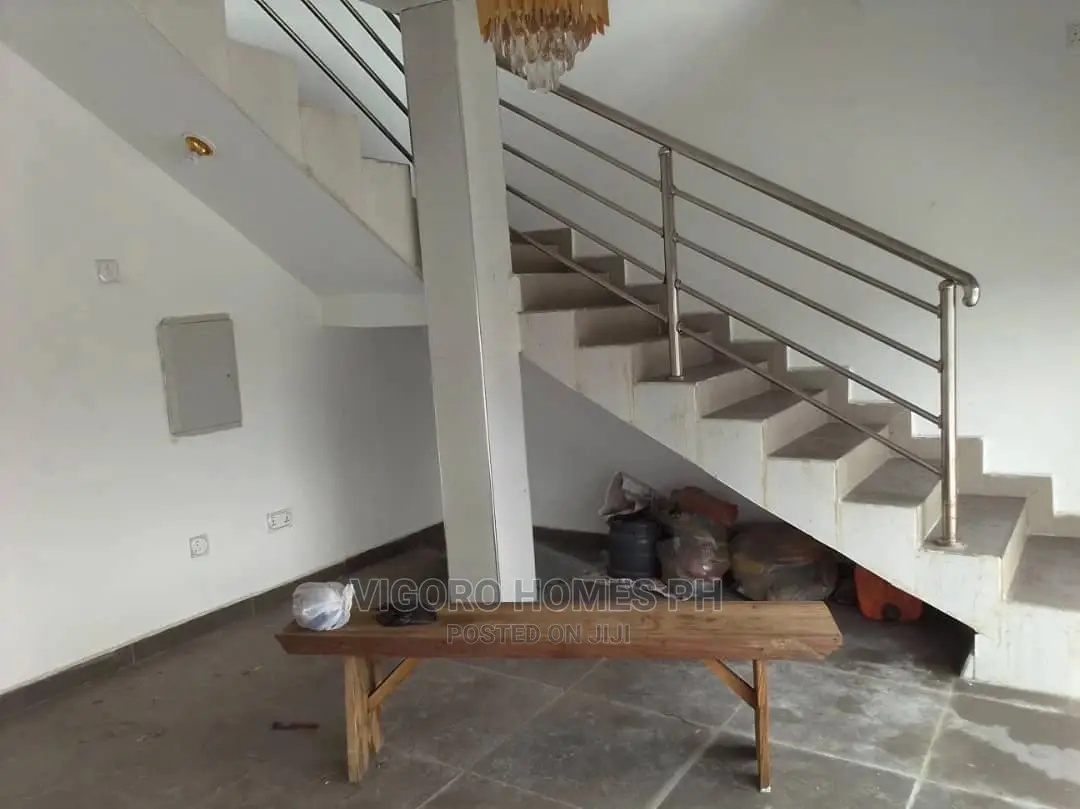 Ultra Modern Space/Church/Warehouse With Offices in Port-Harcourt