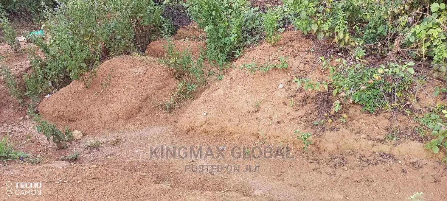 A Land Measuring 1,446sqm Buildable and Liveable for Sale in Katampe