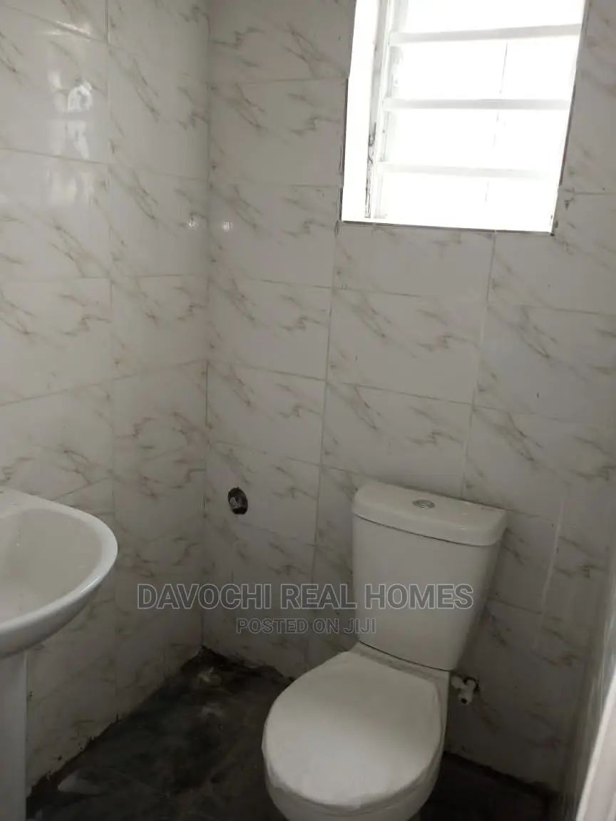 2bdrm Block of Flats in Ologolo Estate for rent in Ologolo