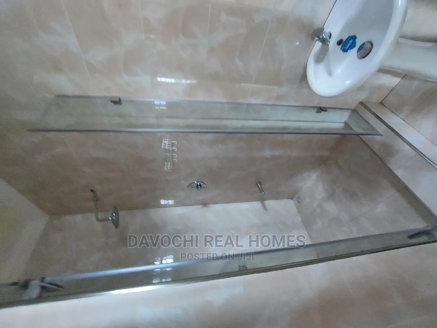 3bdrm Apartment in Oral Estate, Lekki for rent in Lekki