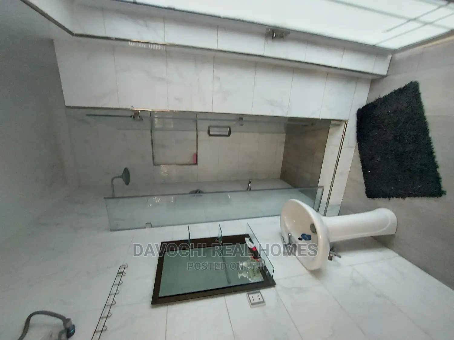 3bdrm Apartment in Oral Estate, Lekki for rent in Lekki