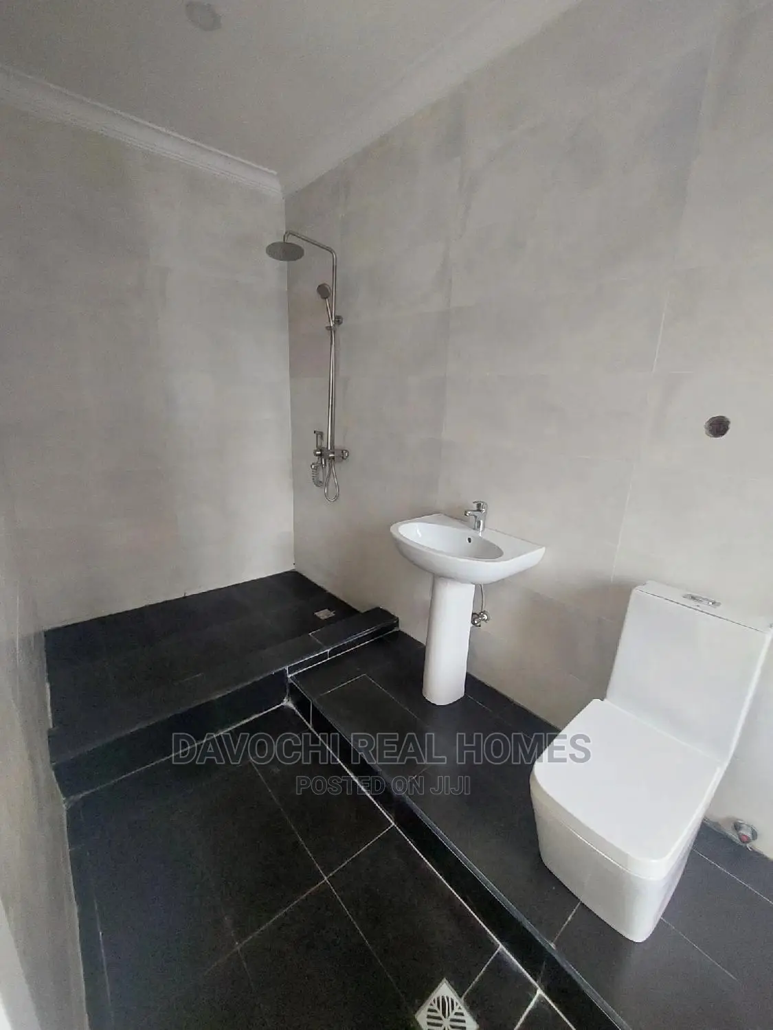 5bdrm Duplex in Ikate-Lekki for rent in Lekki