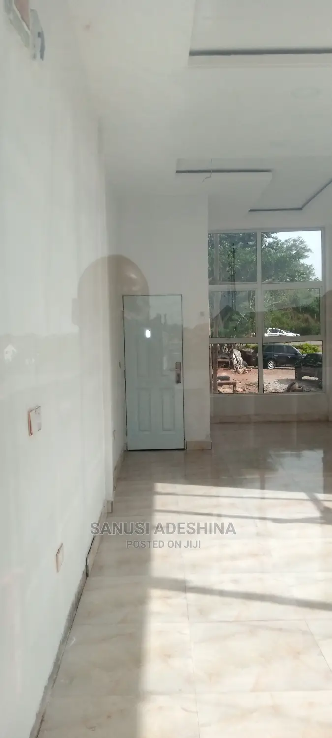 Shop Commercial in Gwarinpa