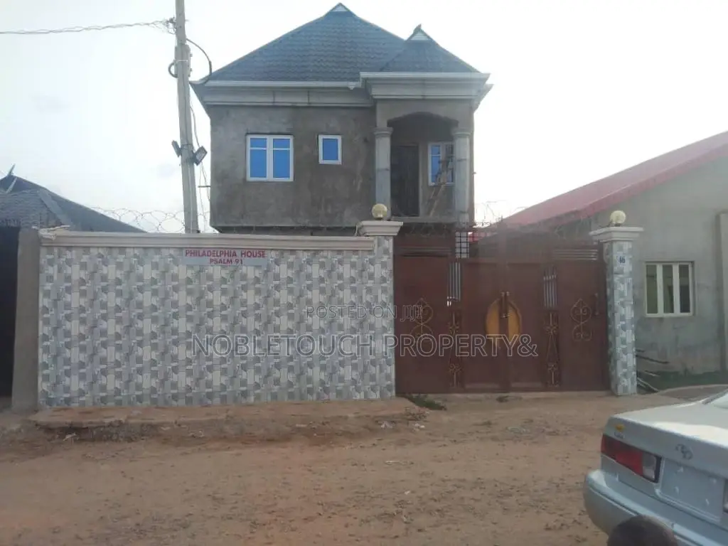5bdrm Duplex in Ikotun Egbe for sale in Isheri / Egbe Idimu