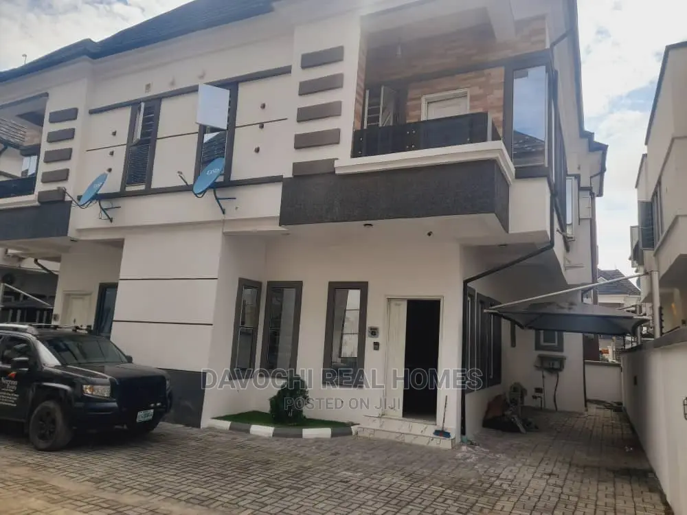 4bdrm Duplex in Immediately After, Lekki for rent in Lekki