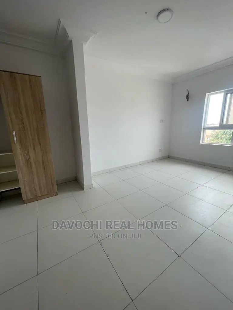 2bdrm Apartment in Chevron Estate, Lekki for rent in Lekki