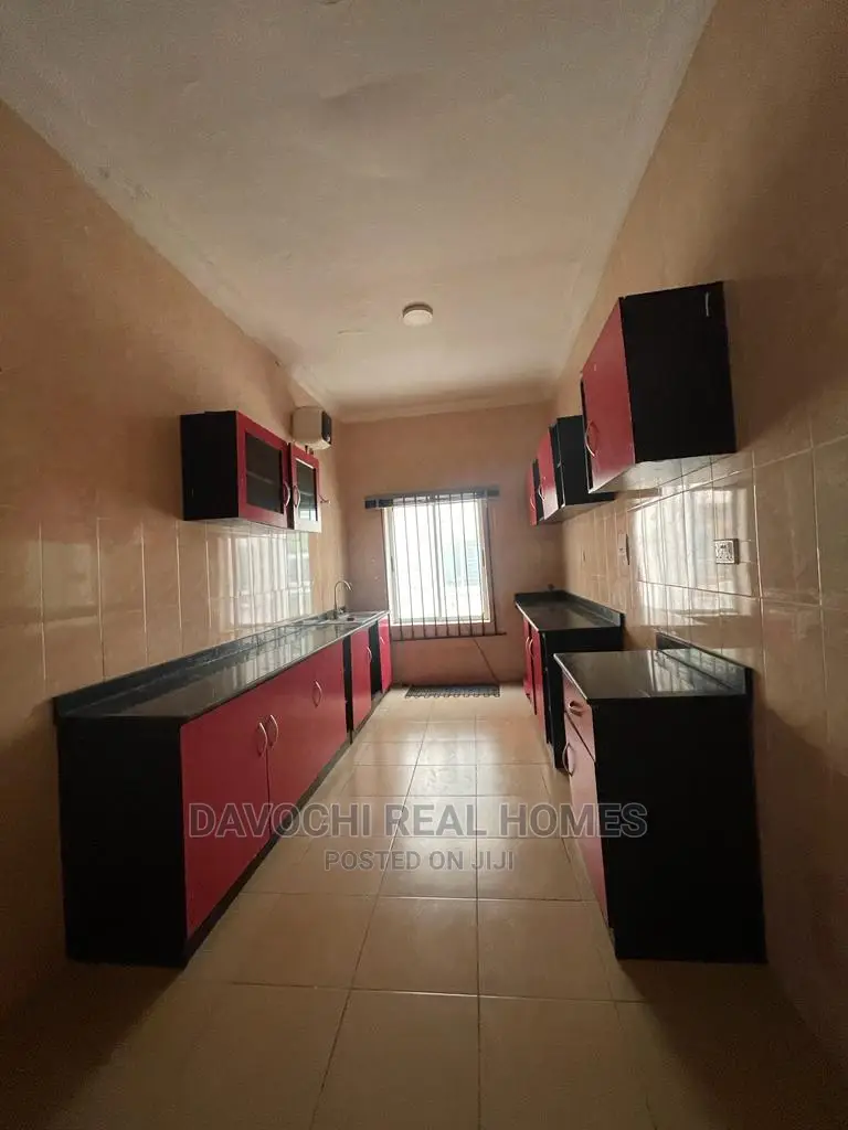 2bdrm Block of Flats in Ikate-Lekki for rent in Lekki