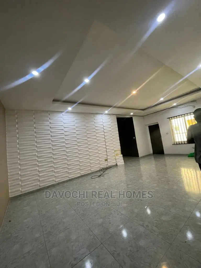 2bdrm Block of Flats in Ikate-Lekki for rent in Lekki