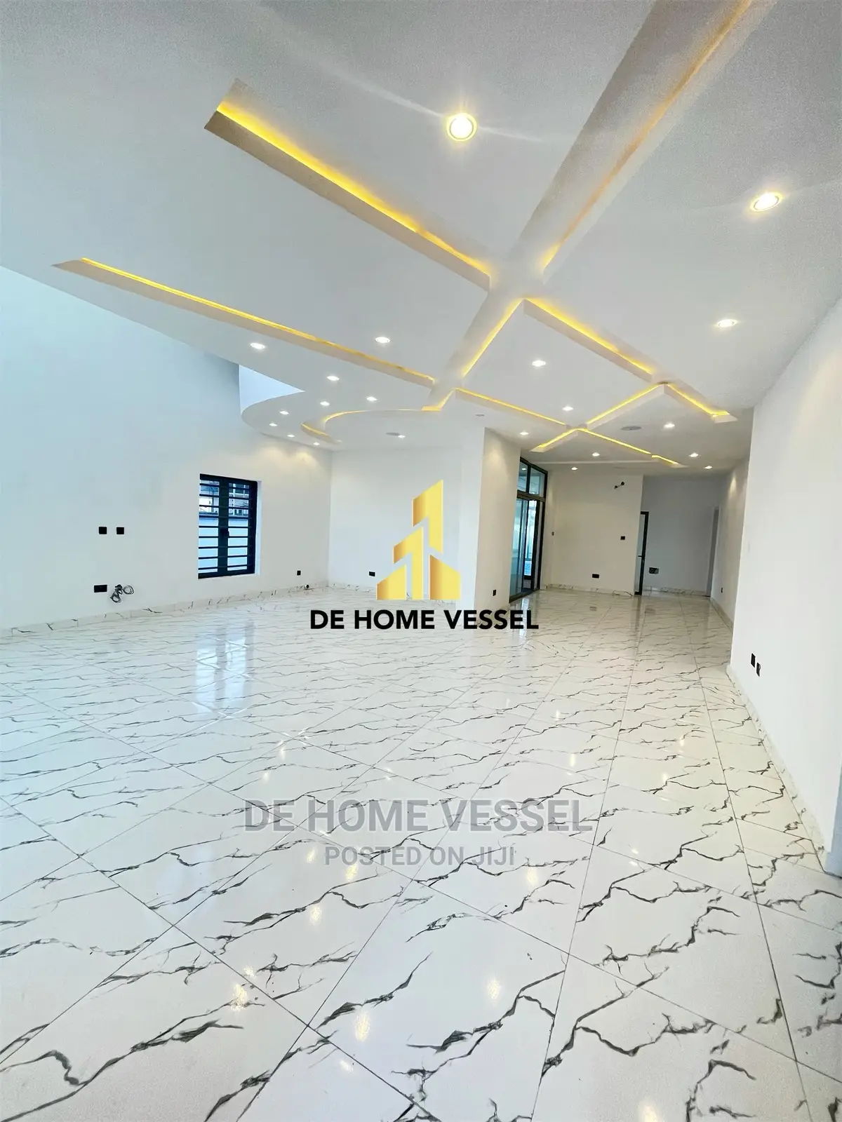 5bdrm Duplex in Ajah for Sale in Ajah