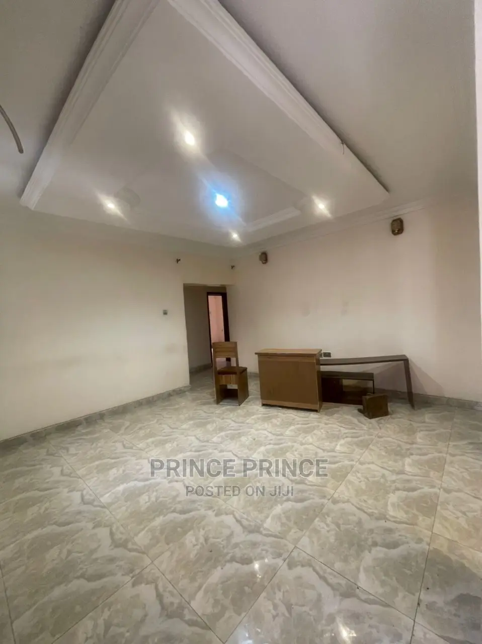 Furnished 3bdrm Block of Flats in Surulere for rent in Surulere
