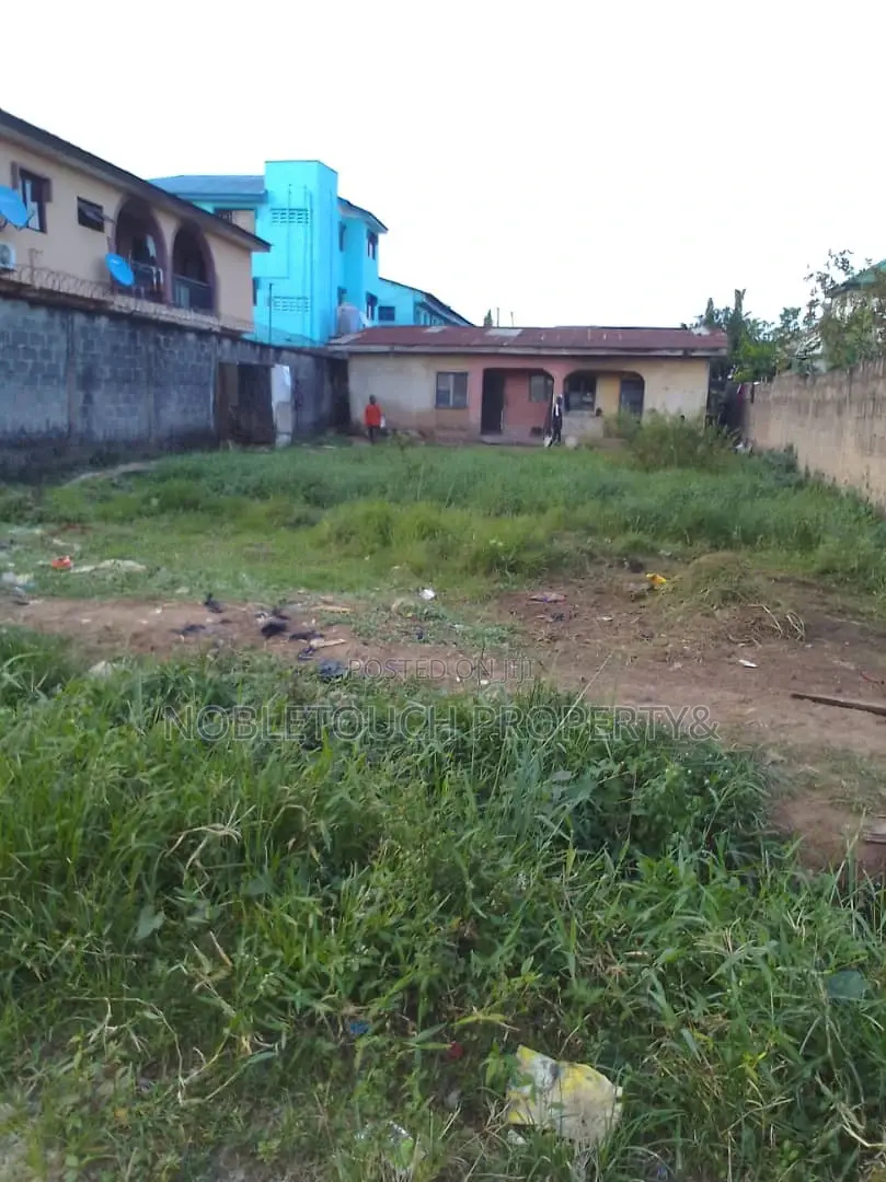 3bdrm Bungalow in Ikotun Igando Lagos for sale in Igando / Ikotun/Igando