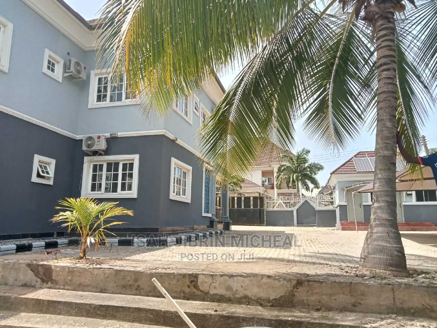 6bdrm Duplex in Gwarimpa, Kubwa for Sale in Kubwa