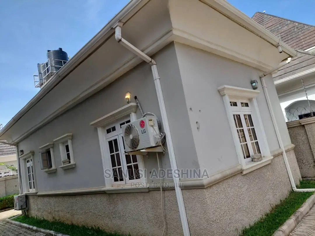 5bdrm Duplex in Efab Metropolitan, Gwarinpa for sale in Gwarinpa