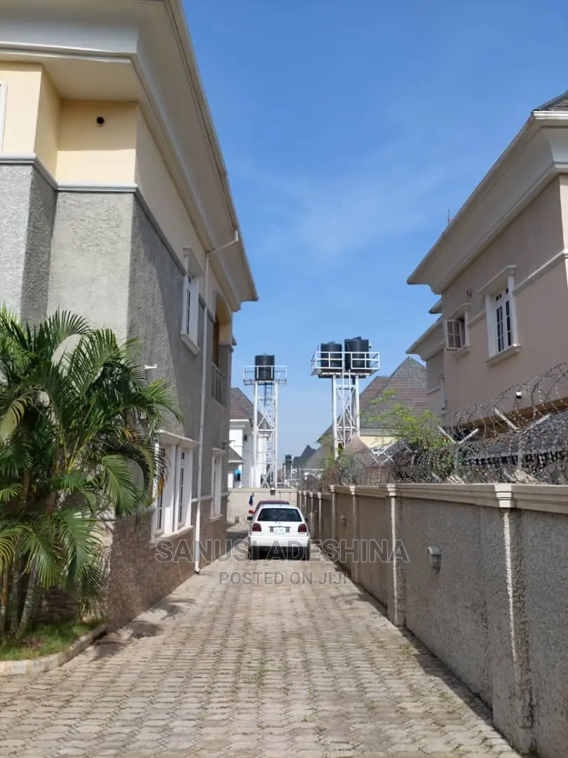 5bdrm Duplex in Efab Metropolitan, Gwarinpa for sale in Gwarinpa