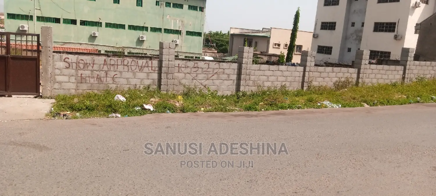 A Very Good Commercial Plot Located in Gwarimpa Estate FCT A in Gwarinpa