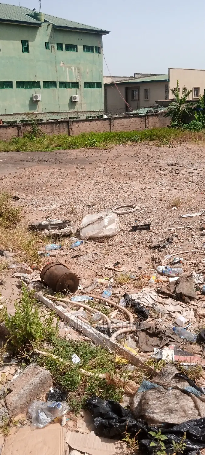 A Very Good Commercial Plot Located in Gwarimpa Estate FCT A in Gwarinpa