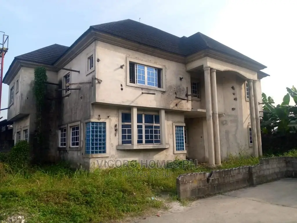 4bdrm Duplex in Port-Harcourt for Sale in Port-Harcourt