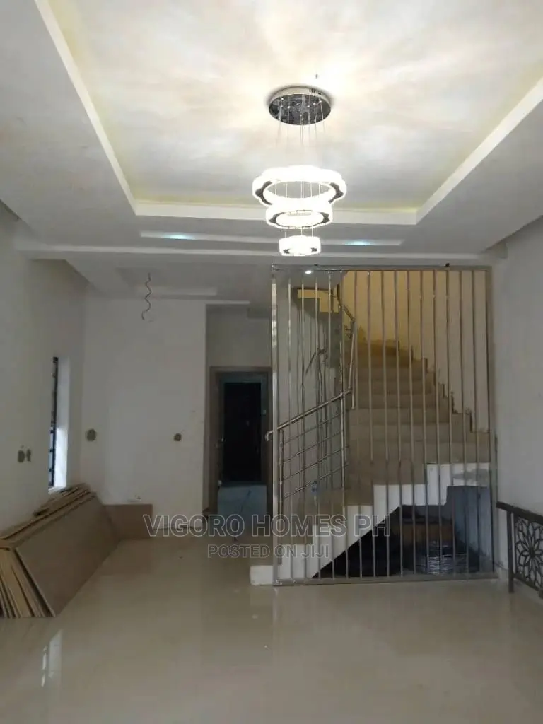 4bdrm Duplex in Port-Harcourt for Sale in Port-Harcourt