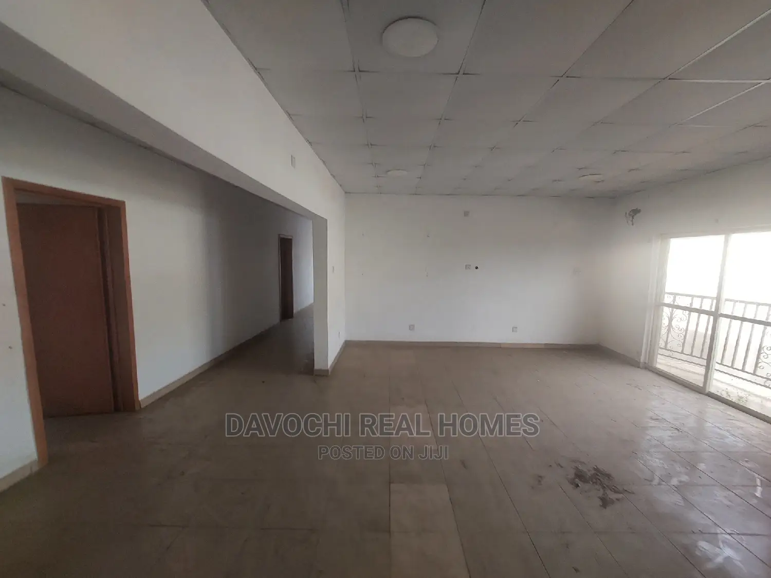 Three Bedroom Apartment With Excellent Facilities in Ajah