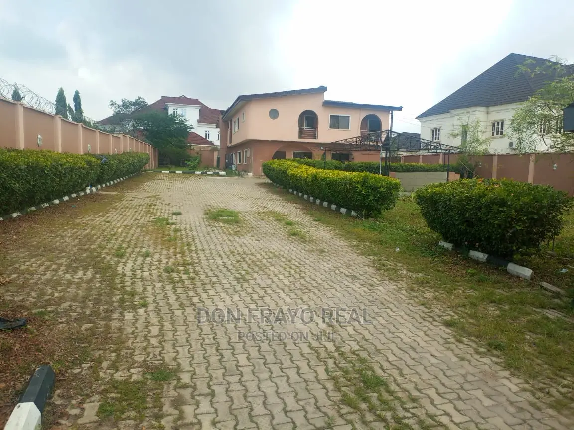 8bdrm Duplex in Kobiowu Estate, Iyanganku for sale in Iyanganku