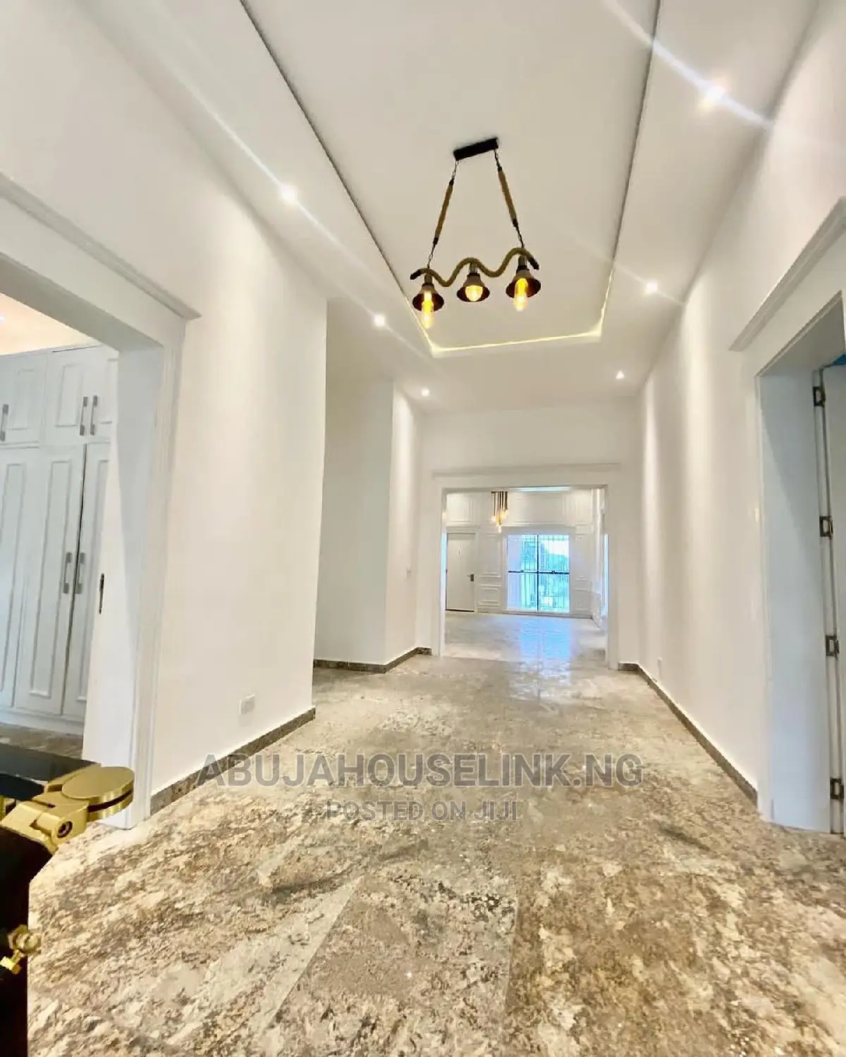 5bdrm Duplex in Guzape Abuja for sale in Guzape District