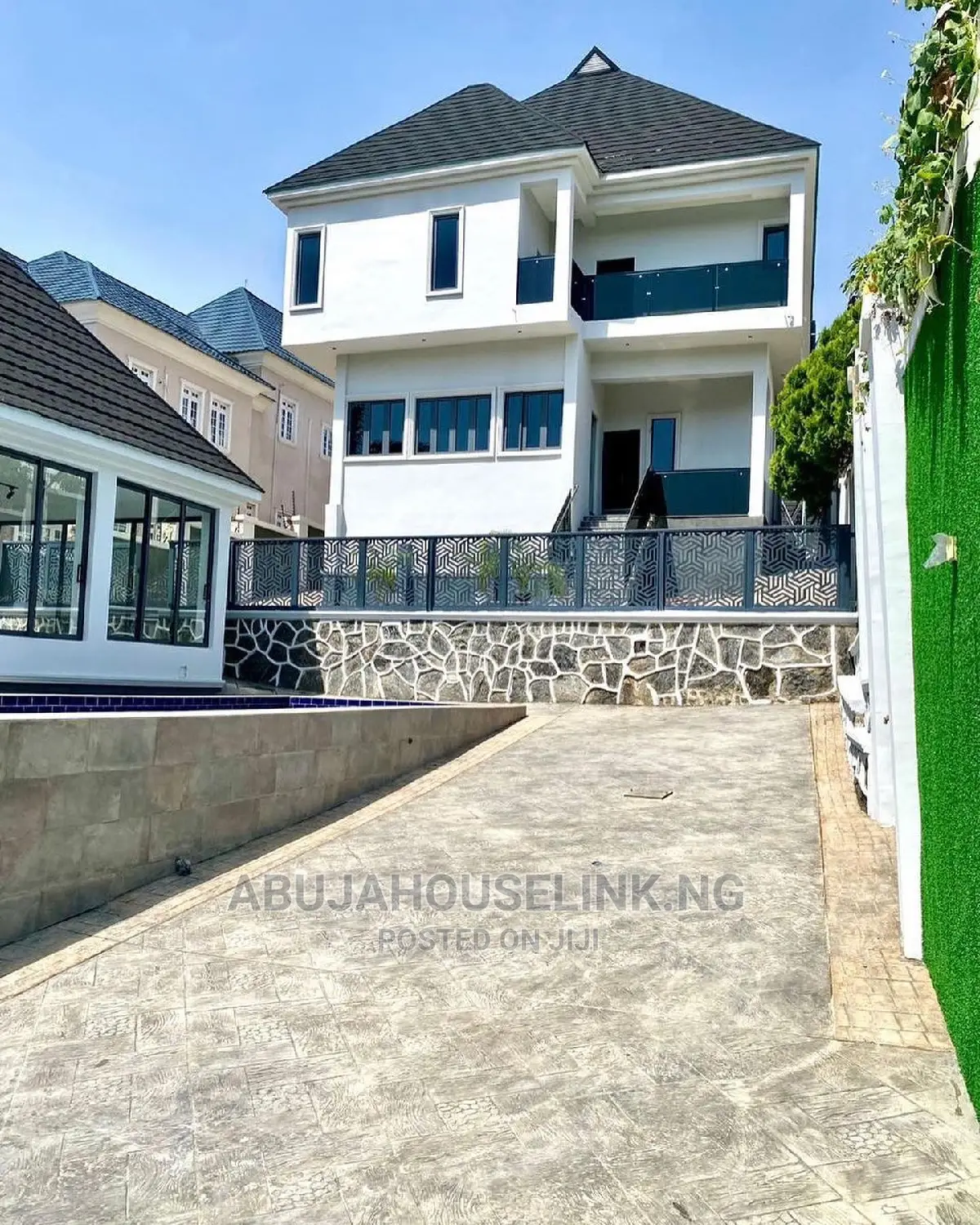 5bdrm Duplex in Apo Abuja for sale in Apo District