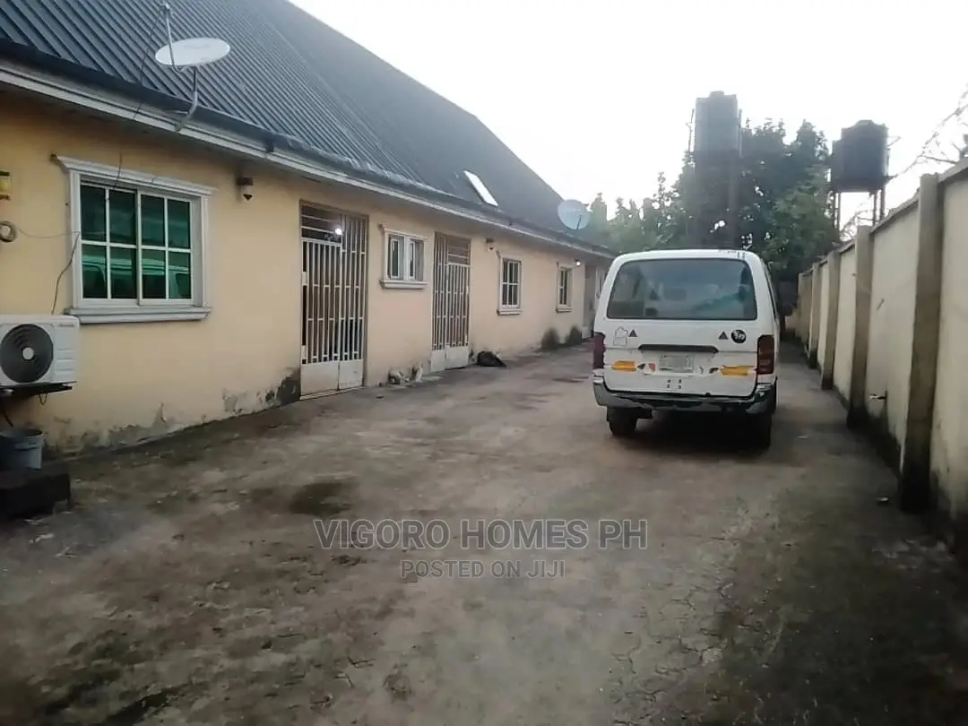 Furnished 1bdrm Block of Flats in Port-Harcourt for sale in Port-Harcourt
