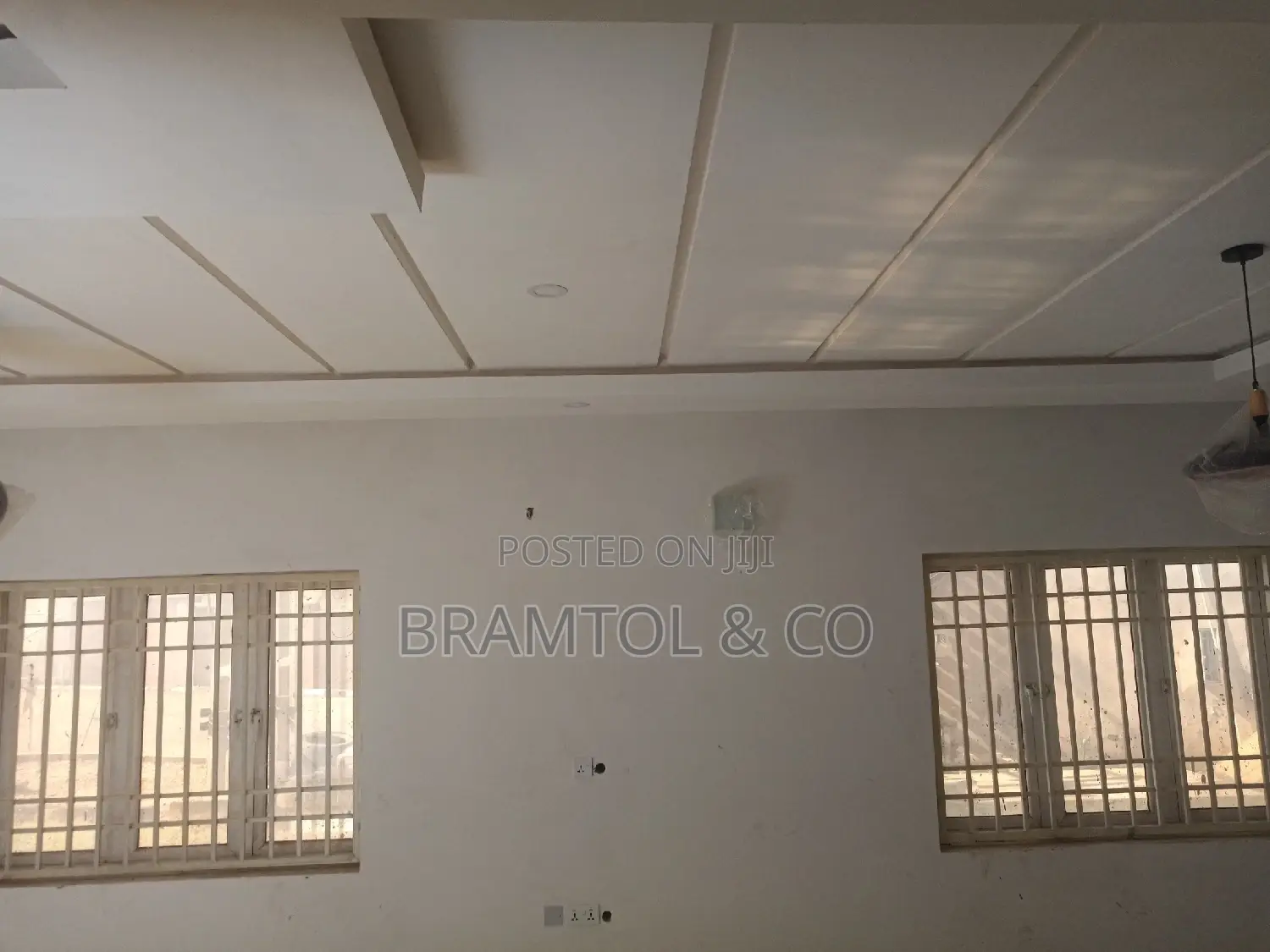 4bdrm Duplex in Idu Industrial for sale in Idu Industrial