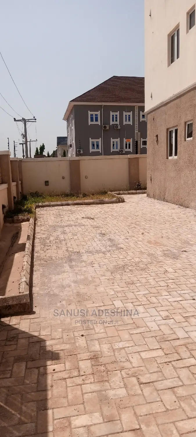 2bdrm Block of Flats in Jahi By Peace for sale in Jahi