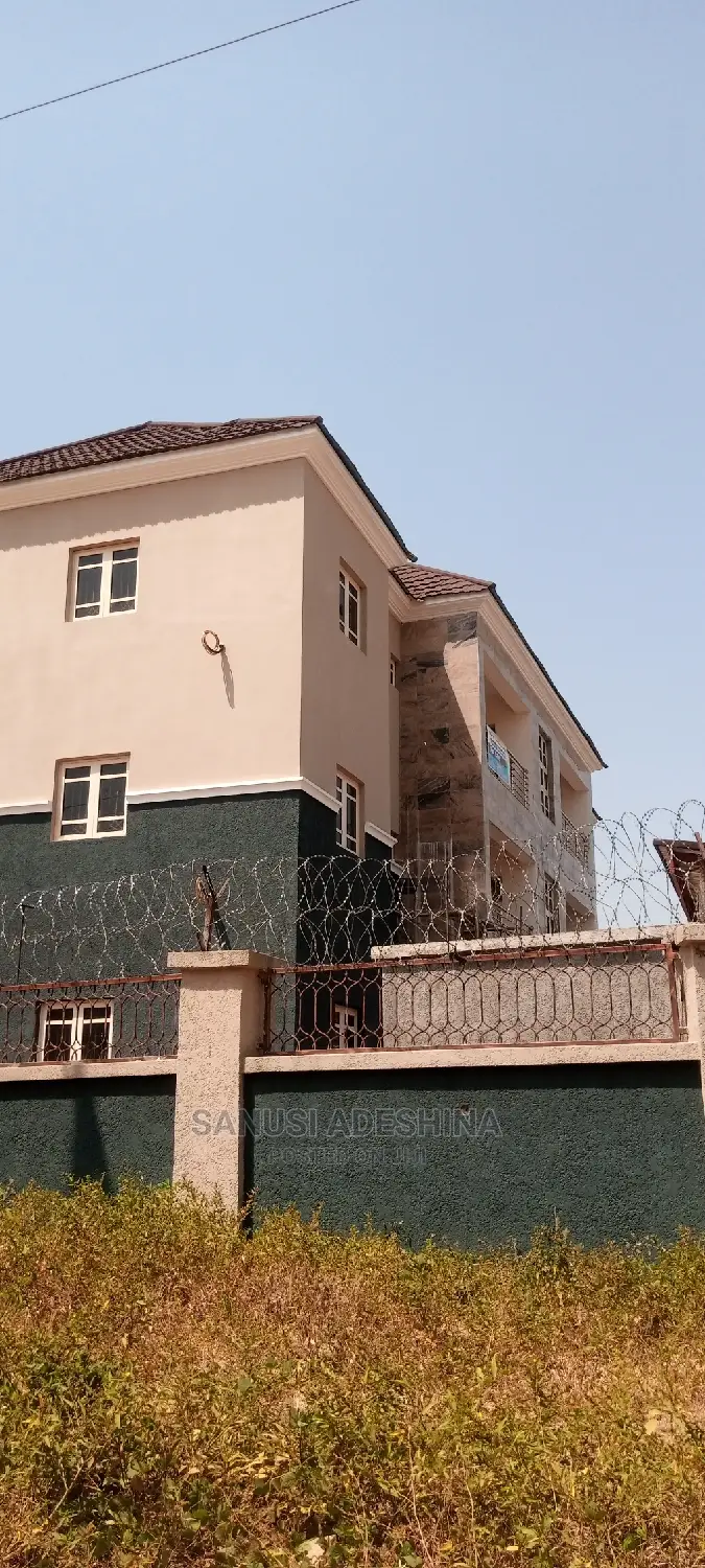 2bdrm Block of Flats in Jahi By Peace for sale in Jahi