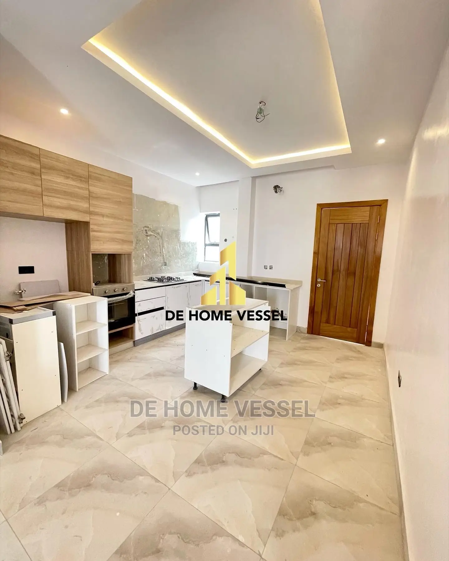 2bdrm Maisonette in Lekki Phase 1 for sale in Lekki Phase 1