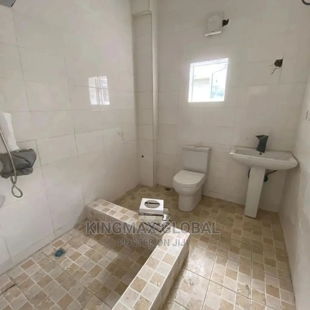 4bdrm Apartment in Wuye for sale in Wuye