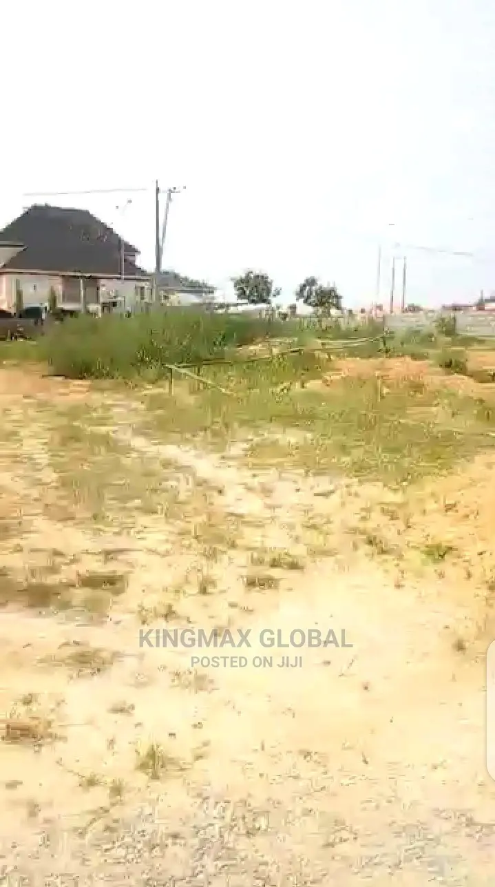 Aso Drive Plot With Demolishable Structure 2127.89sm, Cofo. in Maitama