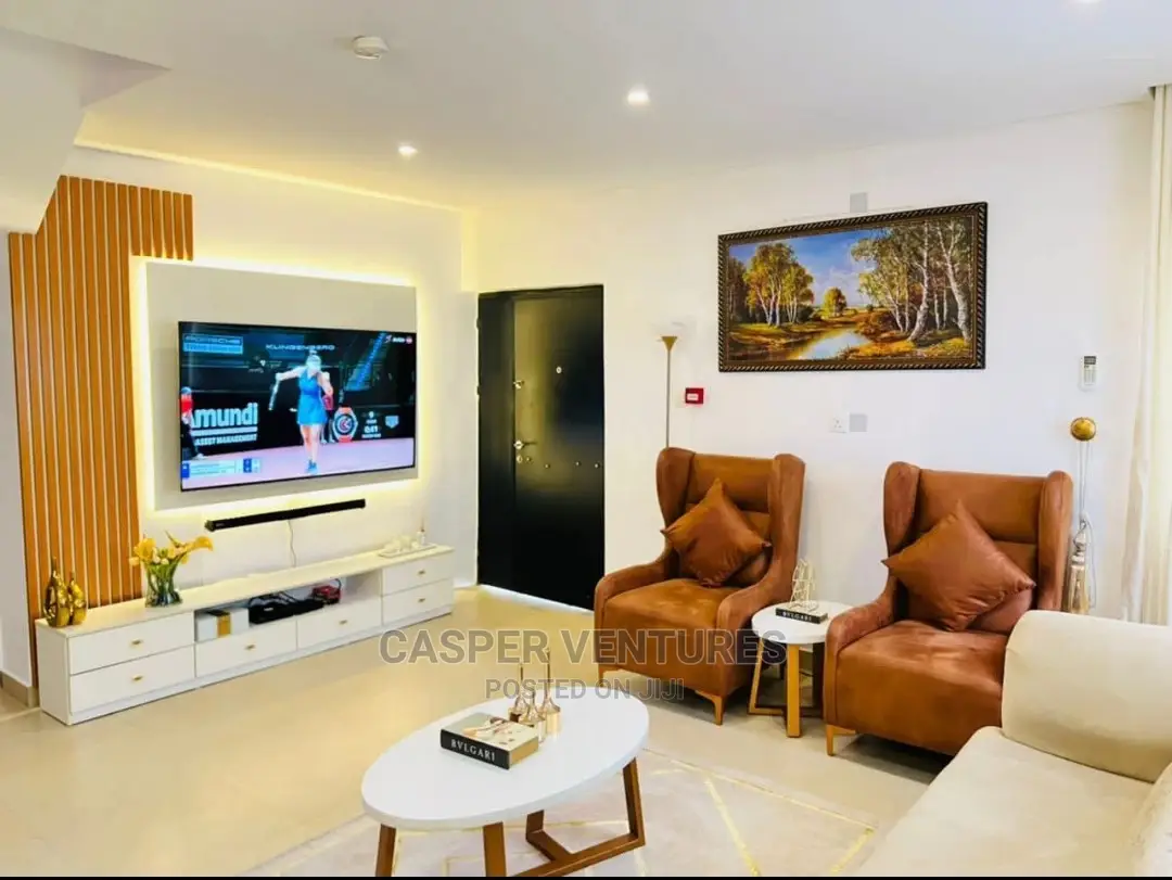 First-Class Unique 4-Bedroom Villa in Lekki Phase 1