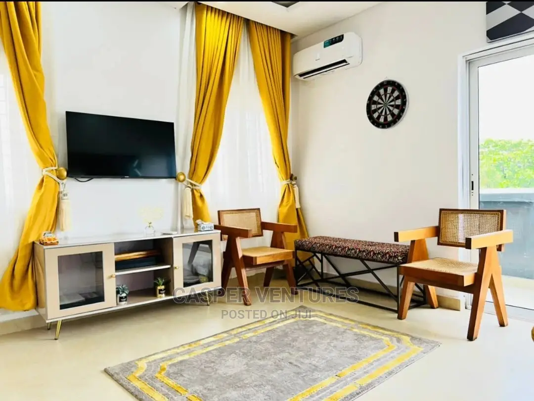First-Class Unique 4-Bedroom Villa in Lekki Phase 1
