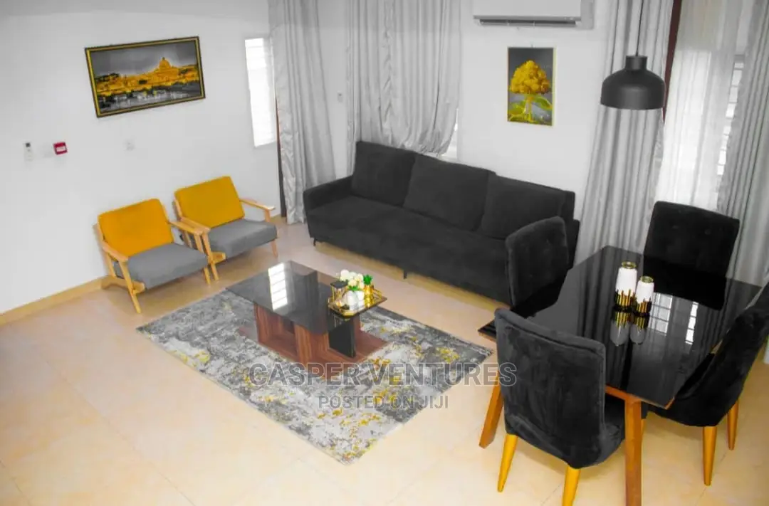 Electrifying 4-Bedroom Villa With Pool in Lekki Phase 1