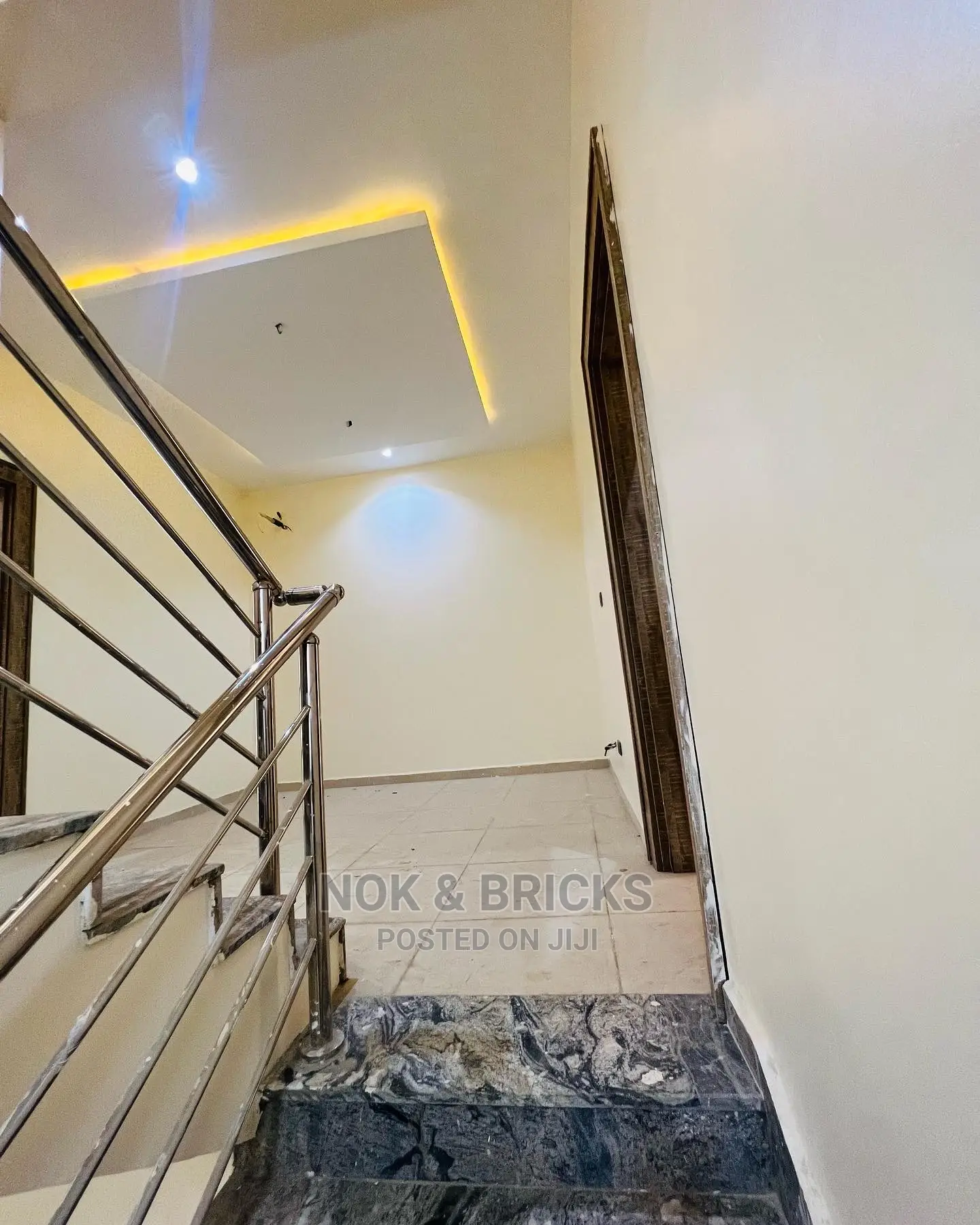 4bdrm Duplex in Es Luxury Court, Jahi for sale in Jahi